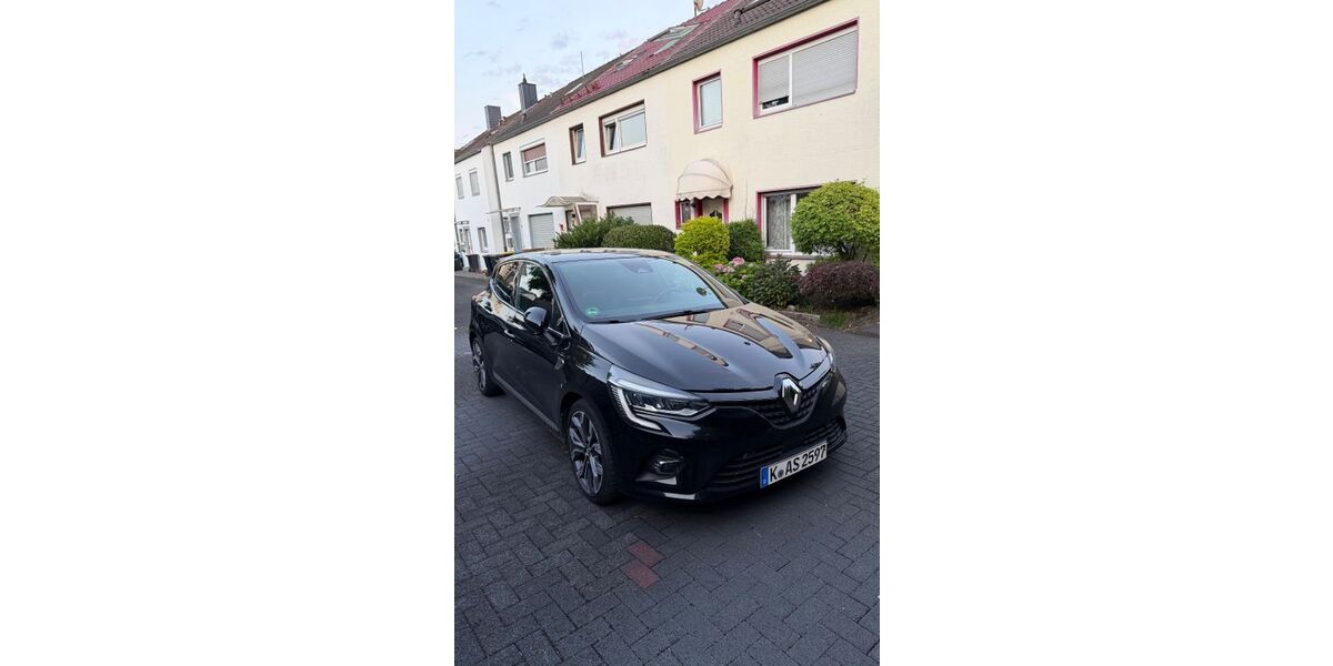 Renault Clio 68.000 km 13.490 &euro; Köln 51144