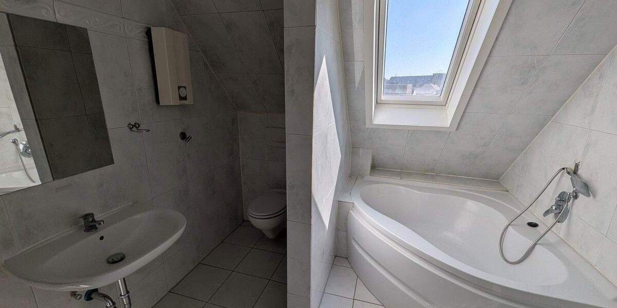 Etagenwohnung Troisdorf Troisdorf-Mitte - 4 Zimmer, 83 m&sup2;, 236.000&euro; | Angebot:25657337