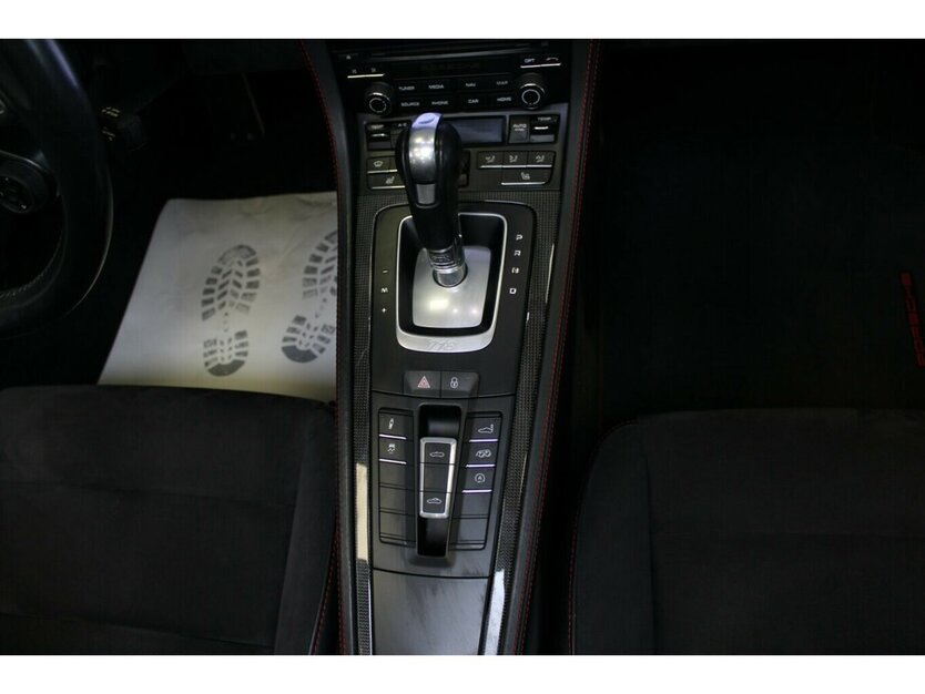 Porsche 718 Boxster GTS Sport-/AGA/Chrono/Design 73.299 km 63.980 € Euskirchen 53881