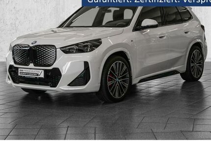 BMW iX1 22.459 km 41.910 &euro; Köln Süd 50968