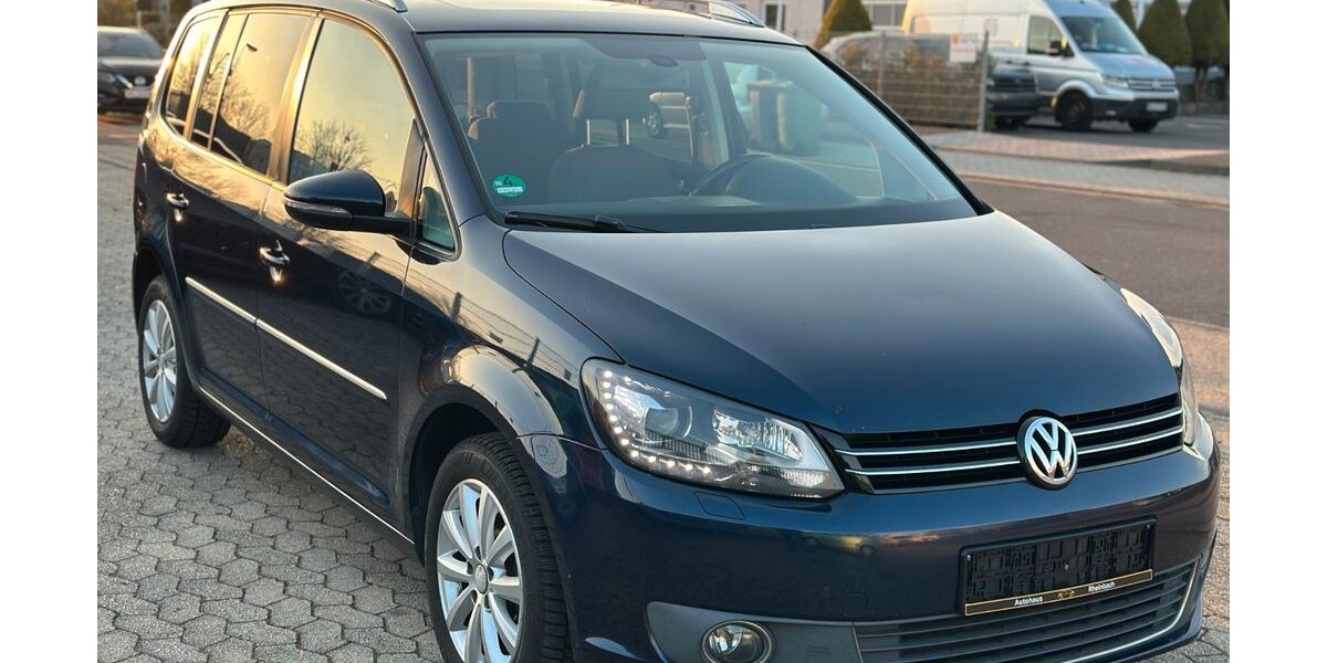 VW Touran 187.000 km 8.990 &euro; Rheinbach 53359