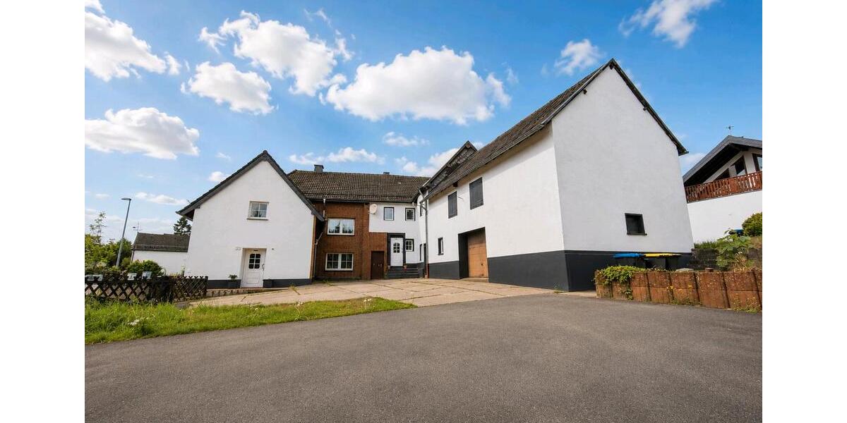 Bauernhaus, Landhaus Euskirchen - 10 Zimmer, 520 m&sup2;, 399.000&euro; | Angebot:26498015