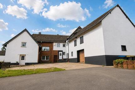 Haus Euskirchen - 10 Zimmer, 520 m&sup2;, 399.000&euro; | Angebot:26498015