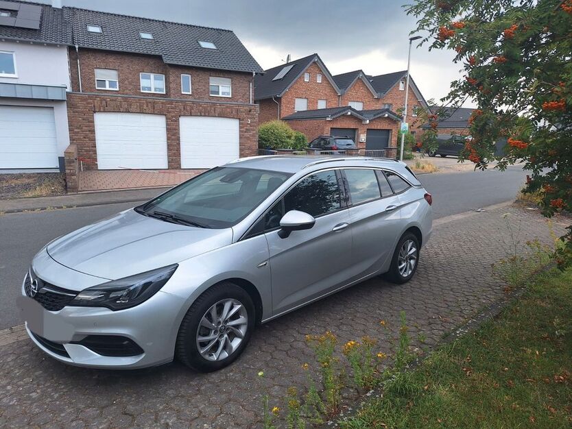 Opel Astra 114.384 km 9.199 € Erftstadt 50374