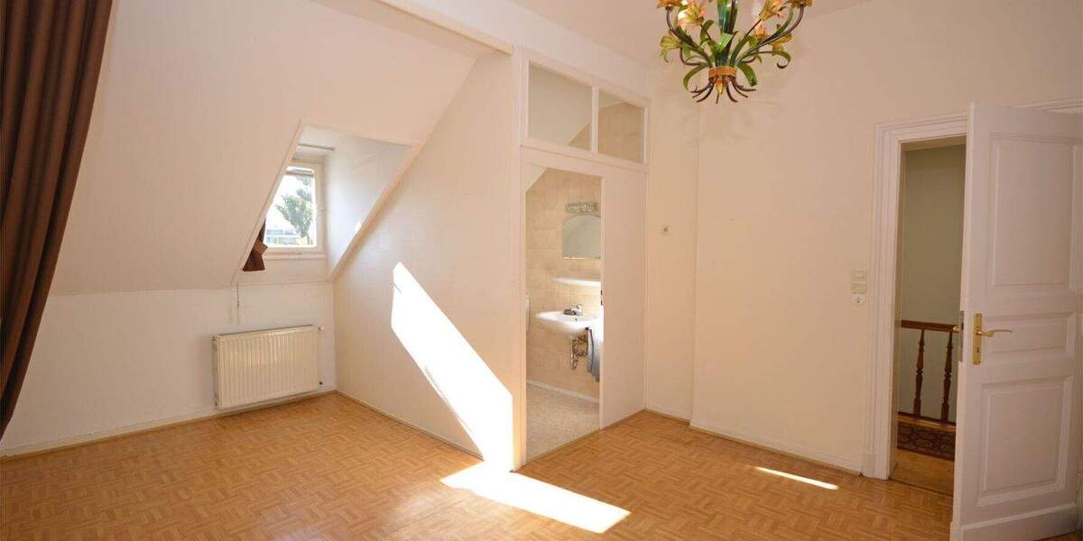 Einfamilienhaus Brühl - 7 Zimmer, 210 m&sup2;, 889.000&euro; | Angebot:25709846