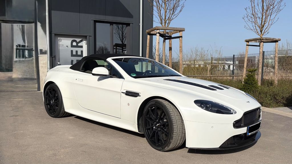 Aston Martin V12 Vantage 31.577 km 139.000 &euro; Wachtberg 53343