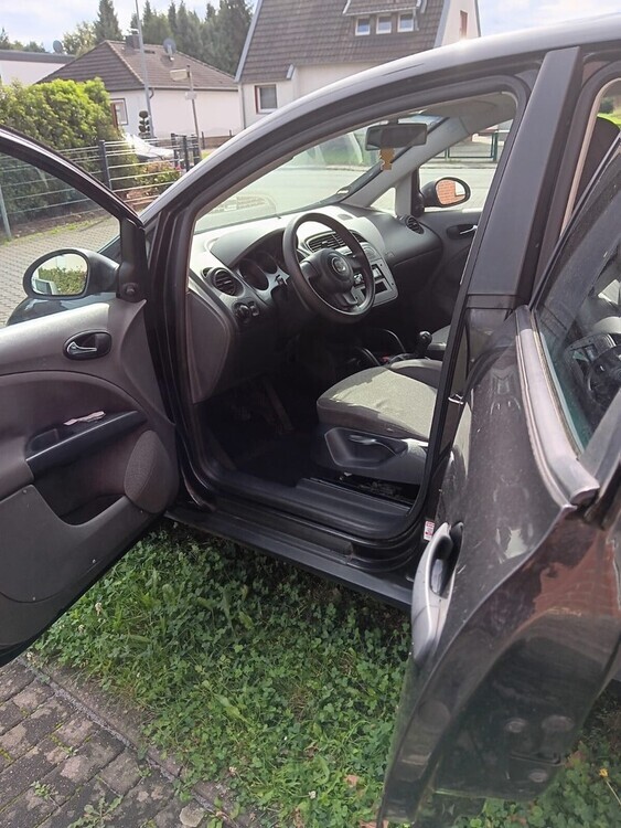 Seat Altea 198.000 km 2.500 € Erftstadt 50374