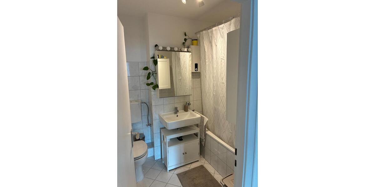 Etagenwohnung Köln Lindenthal - 3 Zimmer, 81 m&sup2;, 430.000&euro; | Angebot:27246605