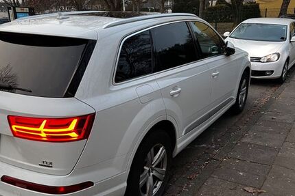 Audi Q7 79.800 km 34.999 &euro; Bonn 53119