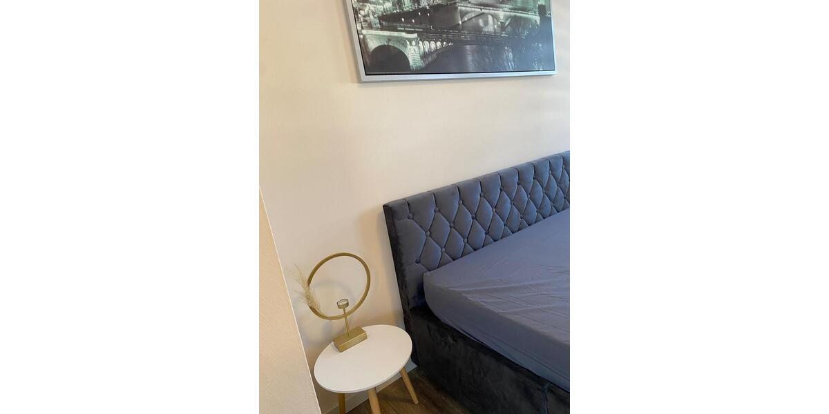 Etagenwohnung Wachtberg - 1 Zimmer, 20 m&sup2;, 700&euro; | Angebot:26083139