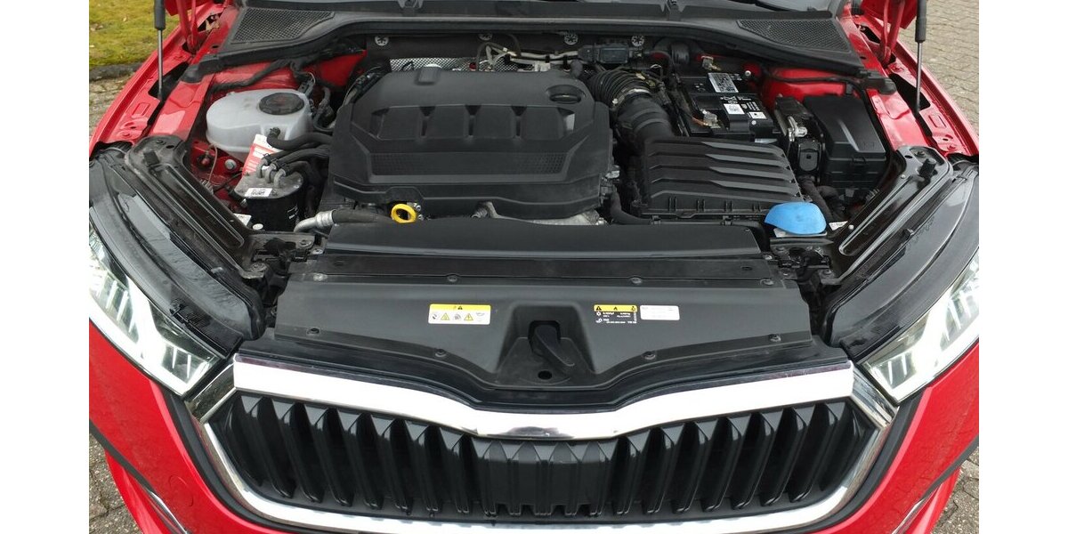 Skoda Octavia KUNDENAUFTRAG: STYLE NAVI BLUETOOTH PARKPI 53.254 km 19.904 &euro; Köln 50858