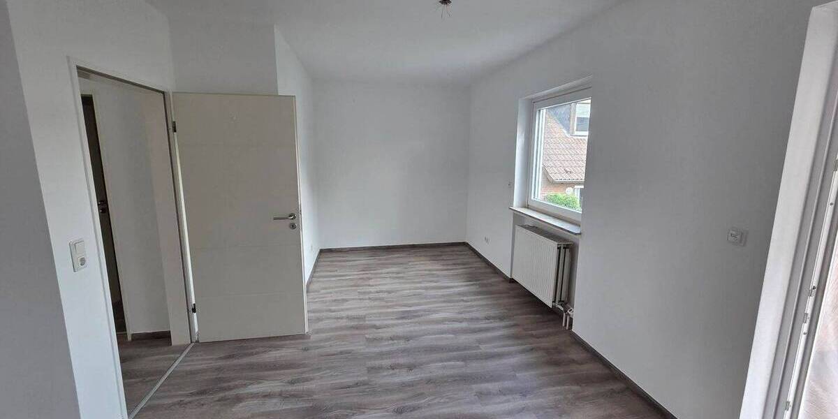 Etagenwohnung Hennef (Sieg) Hennef - 3 Zimmer, 85 m&sup2;, 285.000&euro; | Angebot:26583288