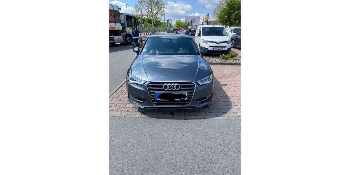 Audi A3 147.000 km 10.000 &euro; Köln 50823