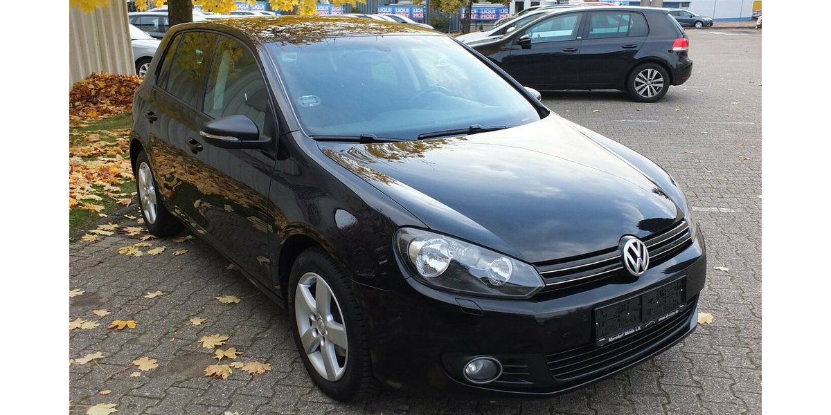 VW Golf 1.6TDi TEAM neuer ZAHNRIEMEN KLIMAAUTOMATIK 159.855 km 7.804 &euro; Köln 50858