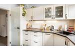 Stilsicher wohnen in Bonn-Beuel: moderne 3-Zimmer-Wohnung mit Balkon, Stellplatz und Substanz