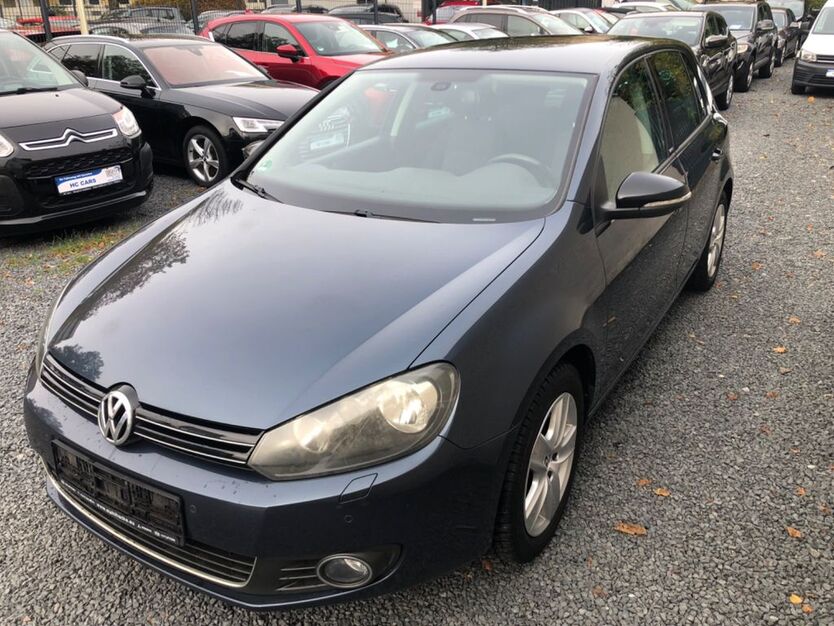 VW Golf 274.000 km 4.900 € Bergisch Gladbach 51469