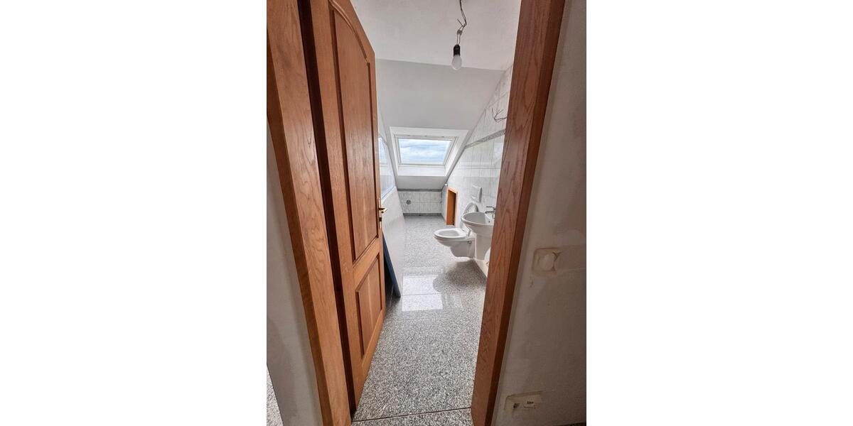 Etagenwohnung Sinzig - 3 Zimmer, 87 m&sup2;, 1.050&euro; | Angebot:26568282