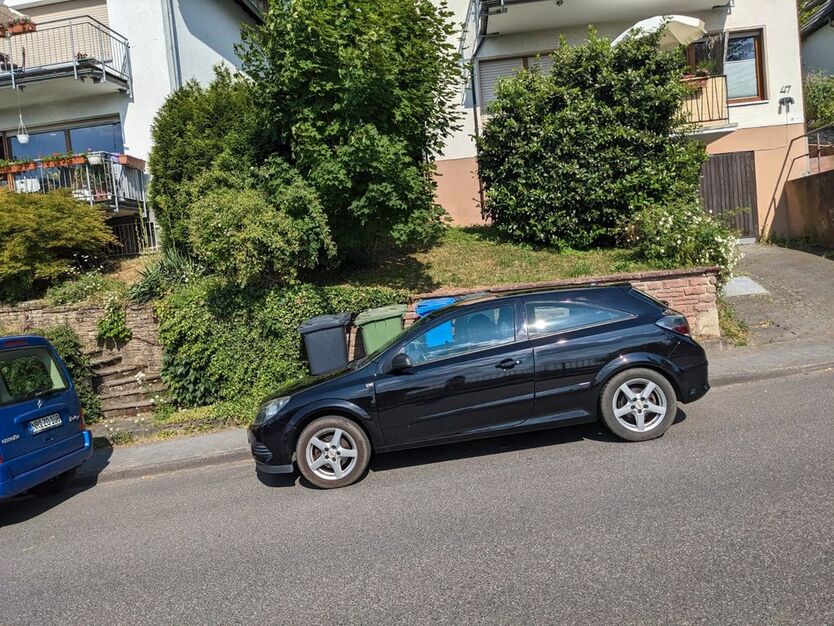 Opel Astra 180.000 km 2.700 € Bad Breisig 53498