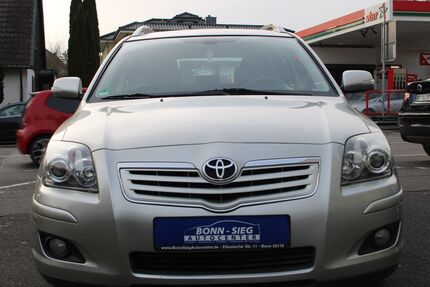 Toyota Avensis 94.000 km 5.650 &euro; Bonn 53179