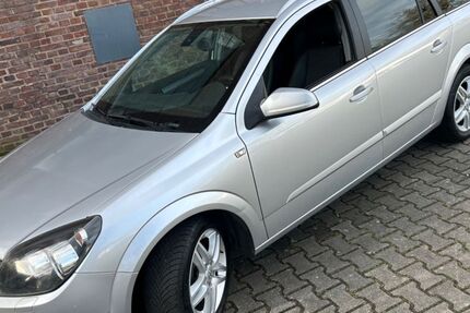 Opel Astra 156.619 km 2.850 &euro; Köln 51069