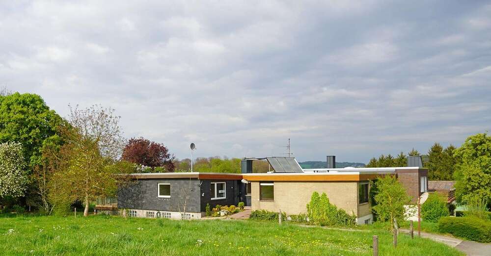 Haus zum Kaufen in Bergisch Gladbach 613.652 € 170.81 m²