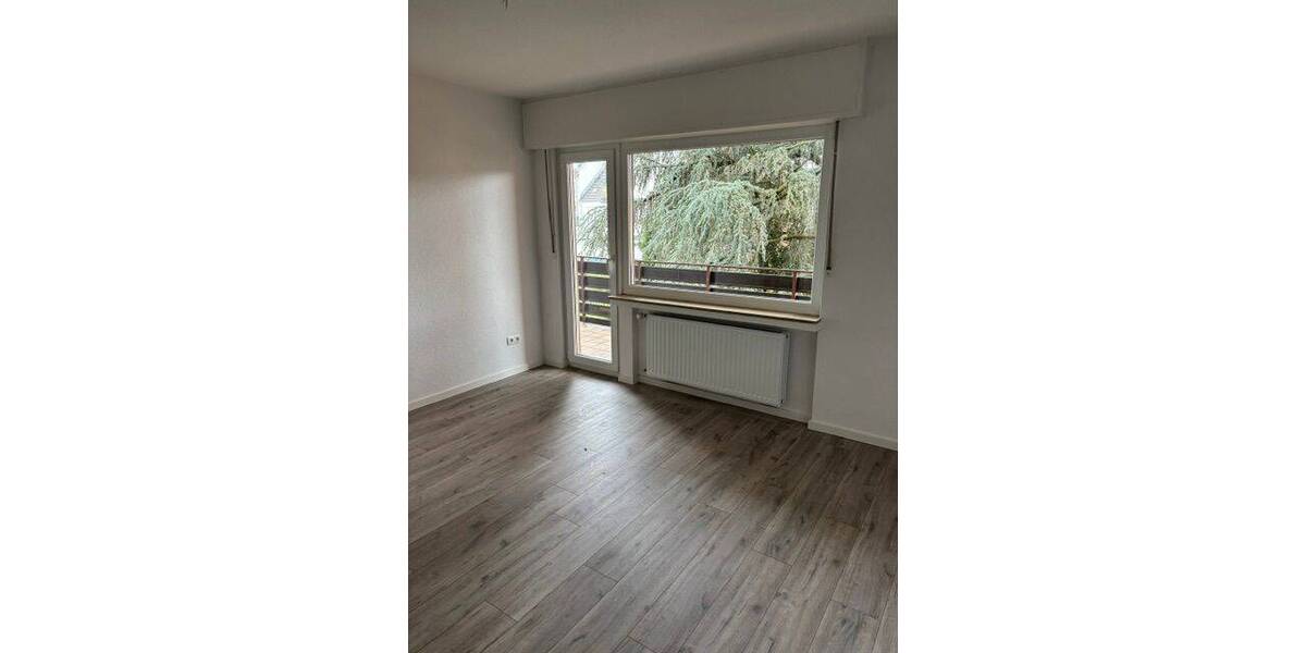 Etagenwohnung Bonn Beuel - 3 Zimmer, 76 m&sup2;, 1.050&euro; | Angebot:26863494