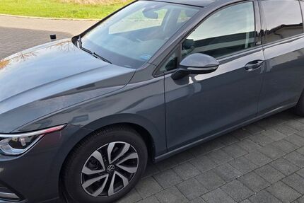 VW Golf 32.000 km 21.950 &euro; Linz am Rhein 53545