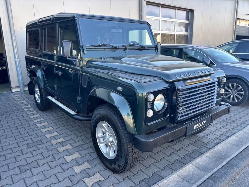 Land Rover Defender 81.000 km 37.900 € Troisdorf (10 km Köln-Bonn Airport) 53842