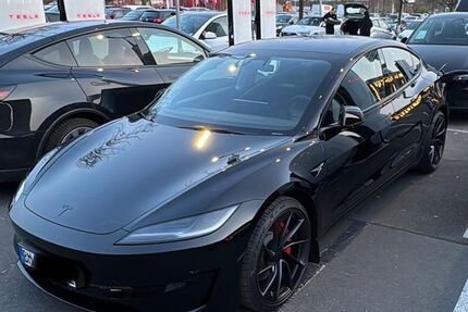 Tesla Model 3 3.500 km 58.990 &euro; Hürth 50354