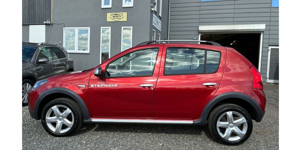 Dacia Sandero 110.000 km 3.990 &euro; Euskirchen 53881