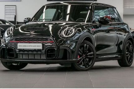 Mini John Cooper Works 24.184 km 34.995 € Köln-West 50858