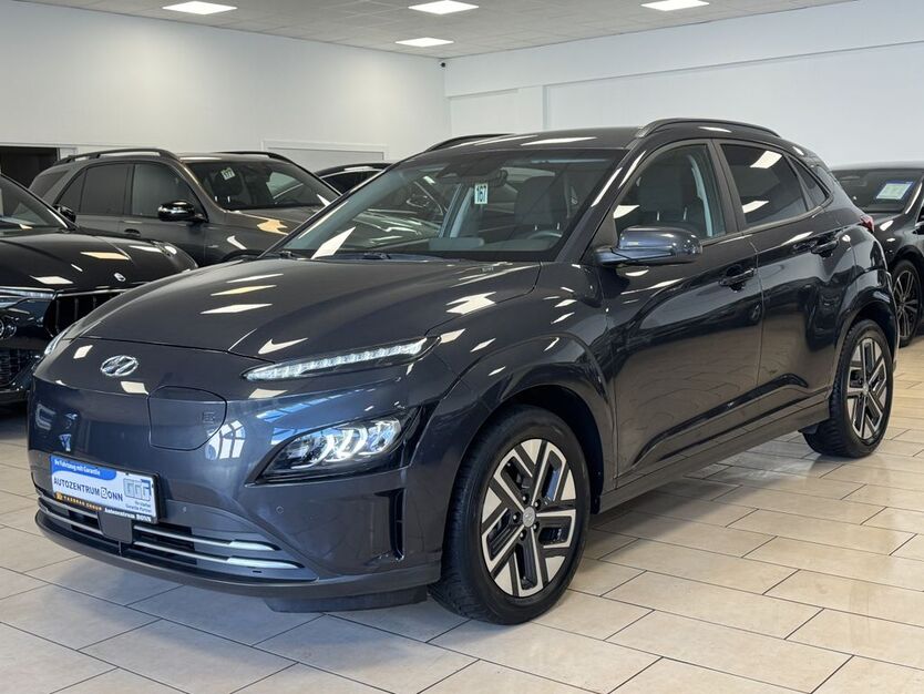 Hyundai KONA 24.990 km 17.400 € Bonn 53227
