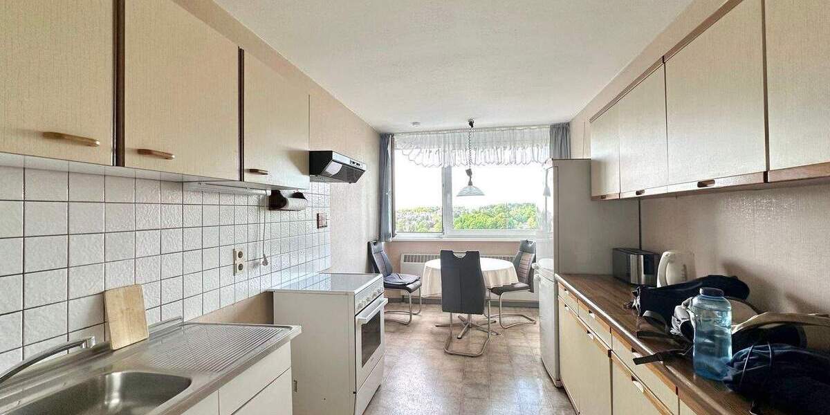 Etagenwohnung Bergisch Gladbach Bockenberg - 5 Zimmer, 129 m&sup2;, 265.000&euro; | Angebot:25718486