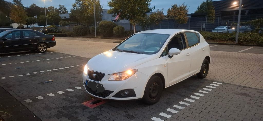 Seat Ibiza 188.663 km 2.999 € Bonn 53111