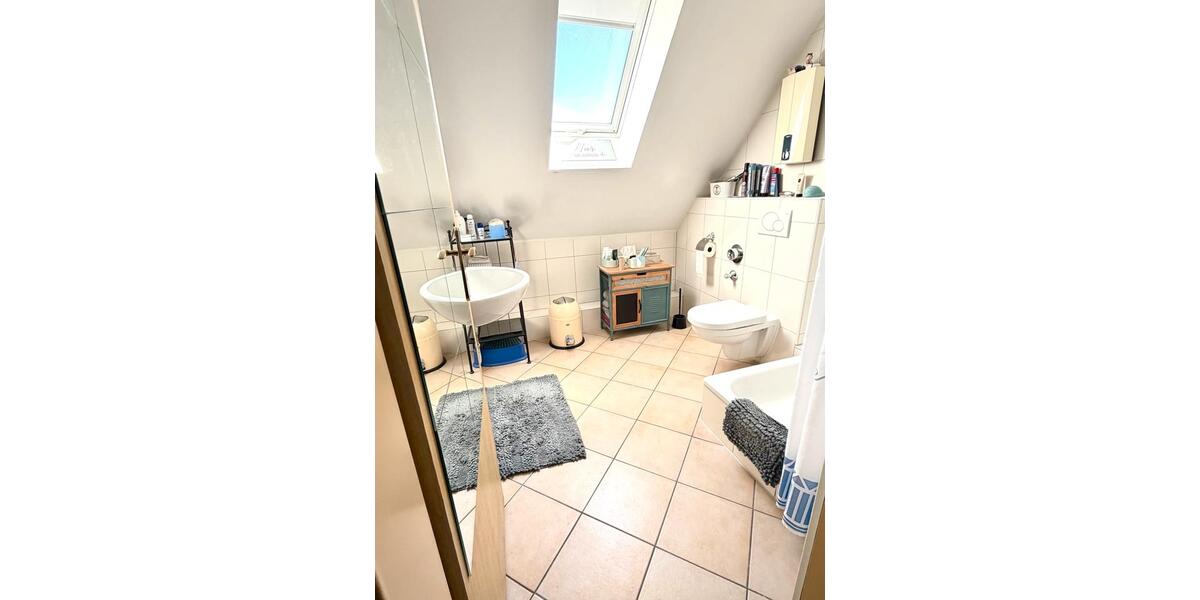 Etagenwohnung Troisdorf Bergheim - 3 Zimmer, 85 m&sup2;, 1.350&euro; | Angebot:26449099