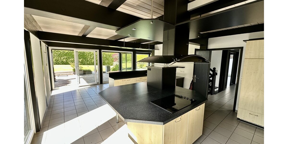 Lichtdurchflutetes modernes Einfamilienhaus mit Einliegerwohnung! - Einfamilienhaus Königswinter / Thomasberg Thomasberg | Angebot:26932422