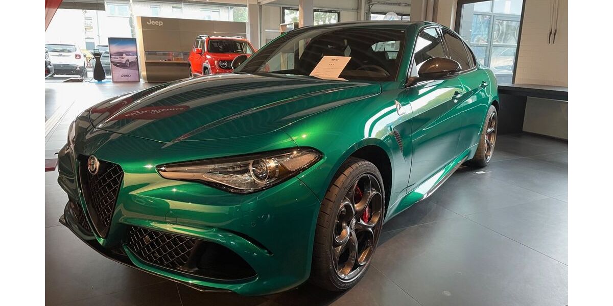 Alfa Romeo Giulia 13.900 km 68.700 &euro; Bornheim 53332