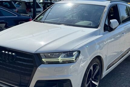 Audi Q7 200.000 km 29.999 &euro; Köln 50969