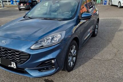 Ford Kuga 59.000 km 22.049 &euro; Köln 51143