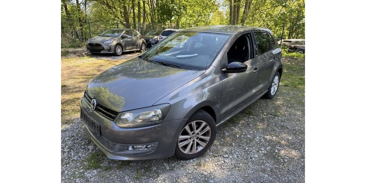 VW Polo 56.233 km 7.490 &euro; Königswinter 53639