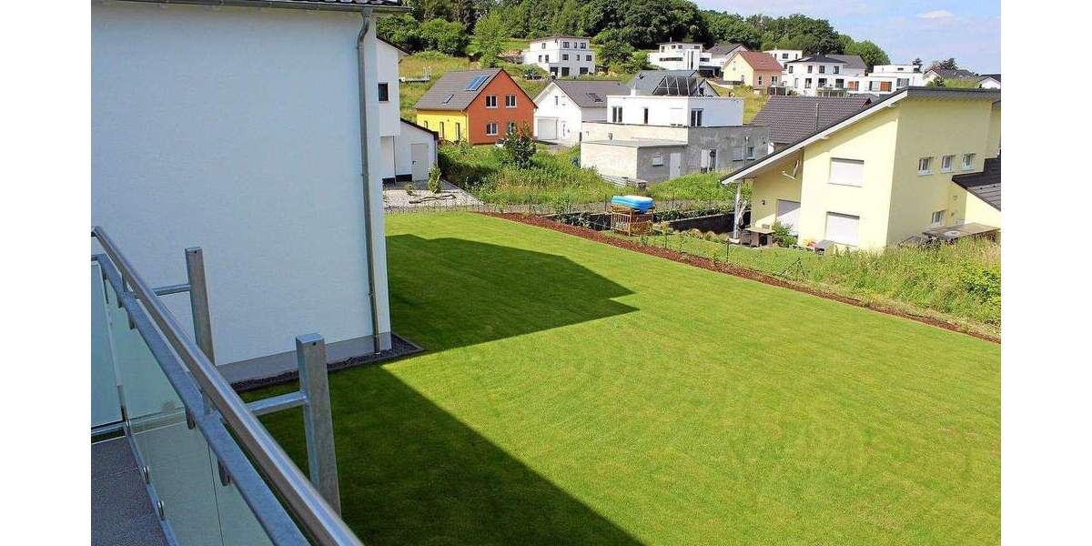 Etagenwohnung Königswinter Thomasberg - 3 Zimmer, 94 m&sup2;, 1.240&euro; | Angebot:24376522