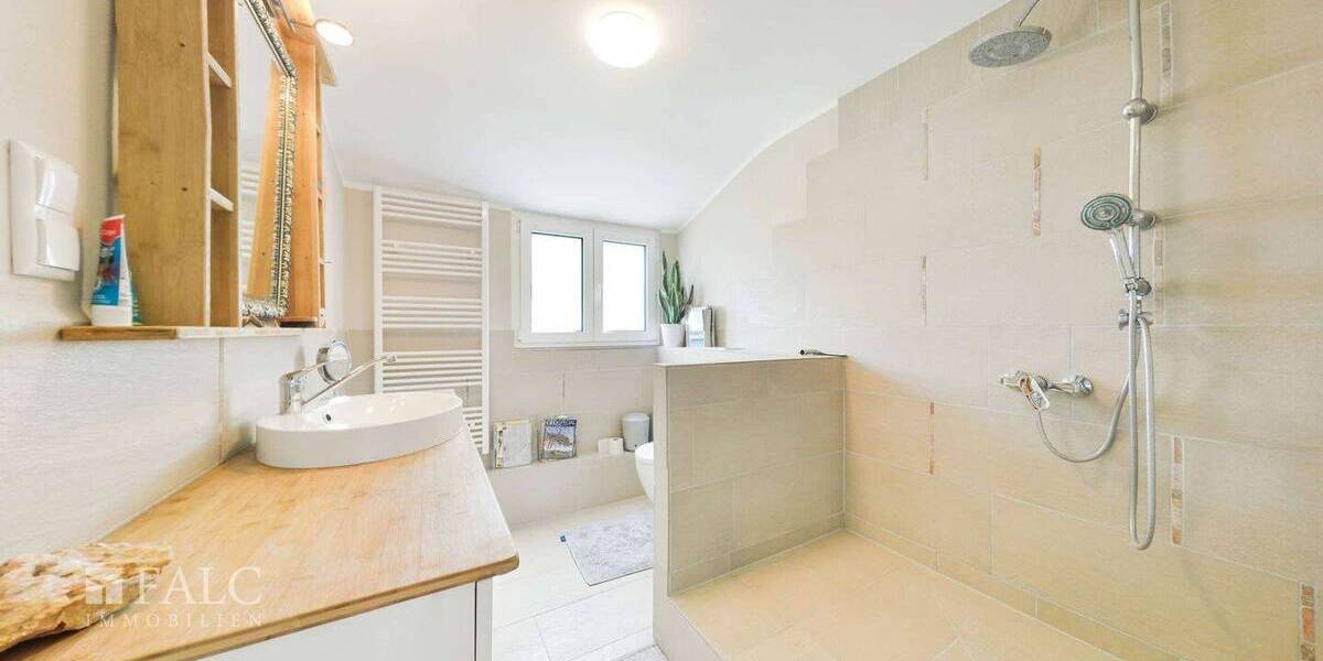 Doppelhaushälfte Köln Weiden - 4 Zimmer, 146 m&sup2;, 999.000&euro; | Angebot:26488060