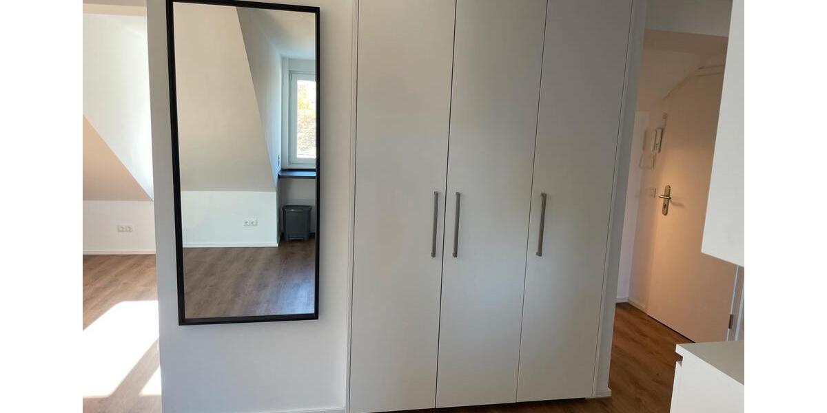 Dachgeschoßwohnung Bonn Bad Godesberg - 1 Zimmer, 41 m&sup2;, 850&euro; | Angebot:20253288