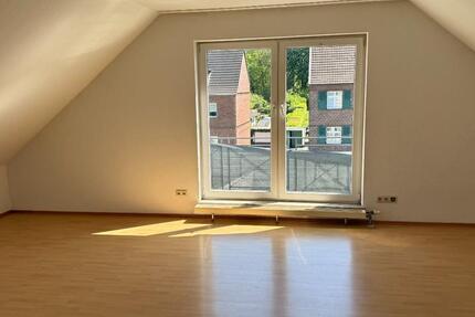 4 Zimmer Wohnung mit Sonnenbalkon