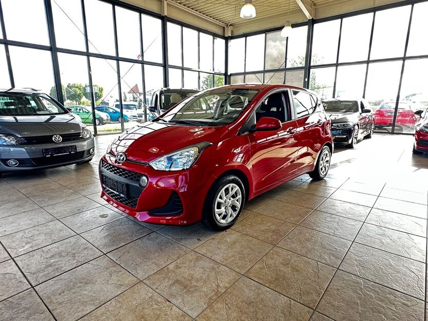 Hyundai i10 79.000 km 8.800 € Erftstadt 50374