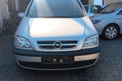 Opel Zafira 202.000 km 1.890 &euro; Kuchenheim 53881