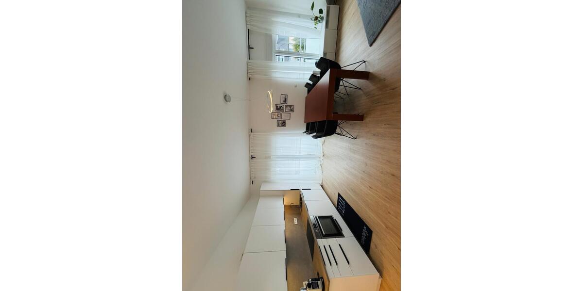 Dachgeschoßwohnung Bergisch Gladbach Gronau - 3 Zimmer, 76 m&sup2;, 1.300&euro; | Angebot:25792064