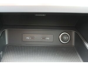 Ateca FR 1,5 TSi DSG Navi AHK Standh LED