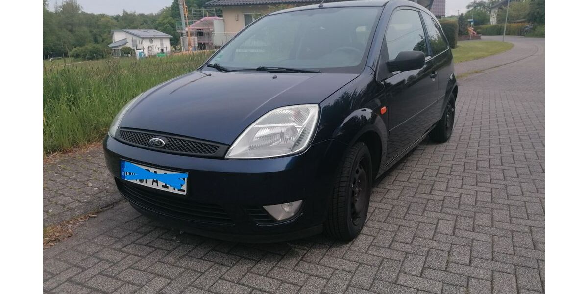 Ford Fiesta 144.000 km 2.700 &euro; Asbach 53567