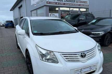 Toyota Avensis 240.000 km 4.999 &euro; Rheinbach 53359